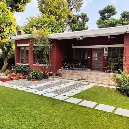 Saffronstays Doon Garden Villa - Near Doon School And Mall Road Dehradun Zewnętrze zdjęcie